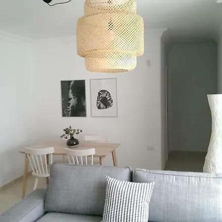 Caleton Alhambra Puerto del Carmen (Lanzarote)