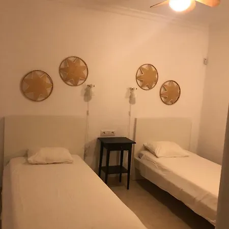 公寓 Caleton Alhambra 卡门港
